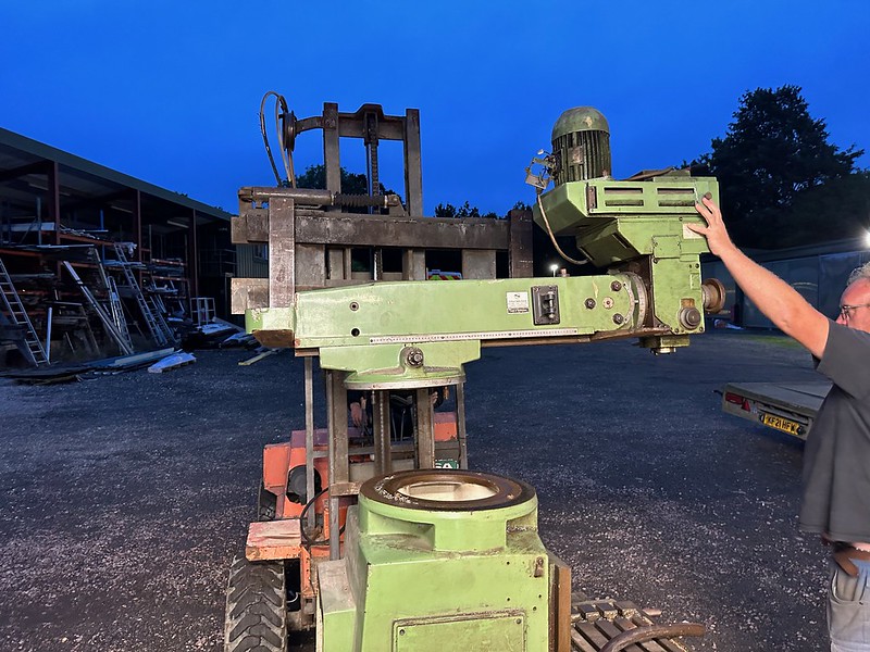 New workshop toy & project – A big ol’ milling machine!